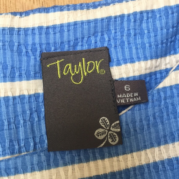 Blue and white stripped pleated dress - Picture 3 of 9